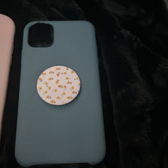 iphone 11/XR cases (discounted shipping) - Picture 6 of 7